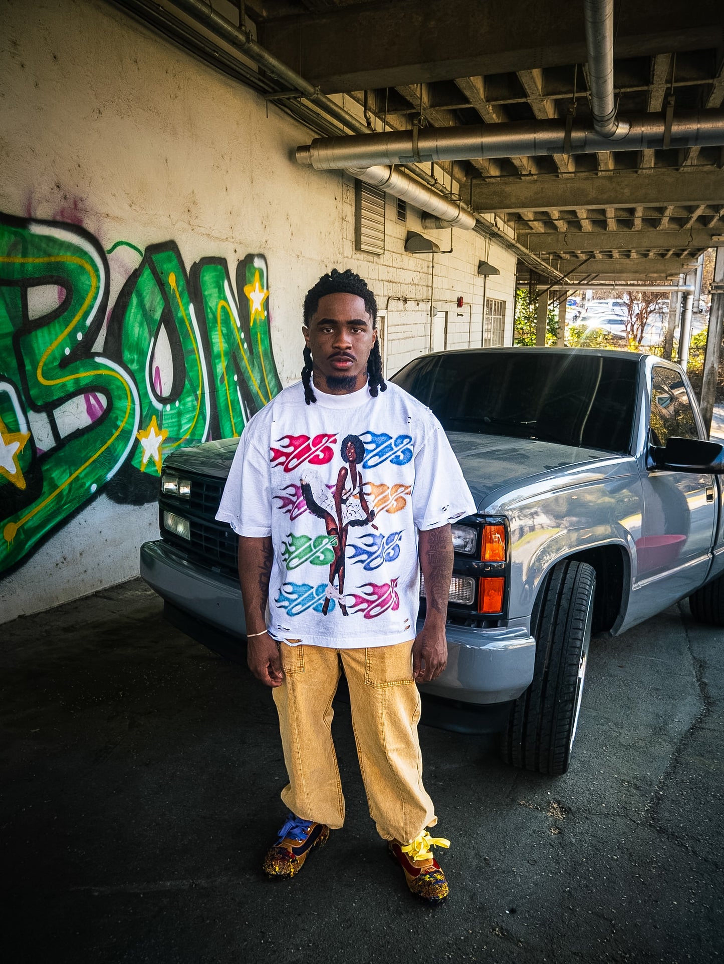 WHITE SKRRT LYFE TEE